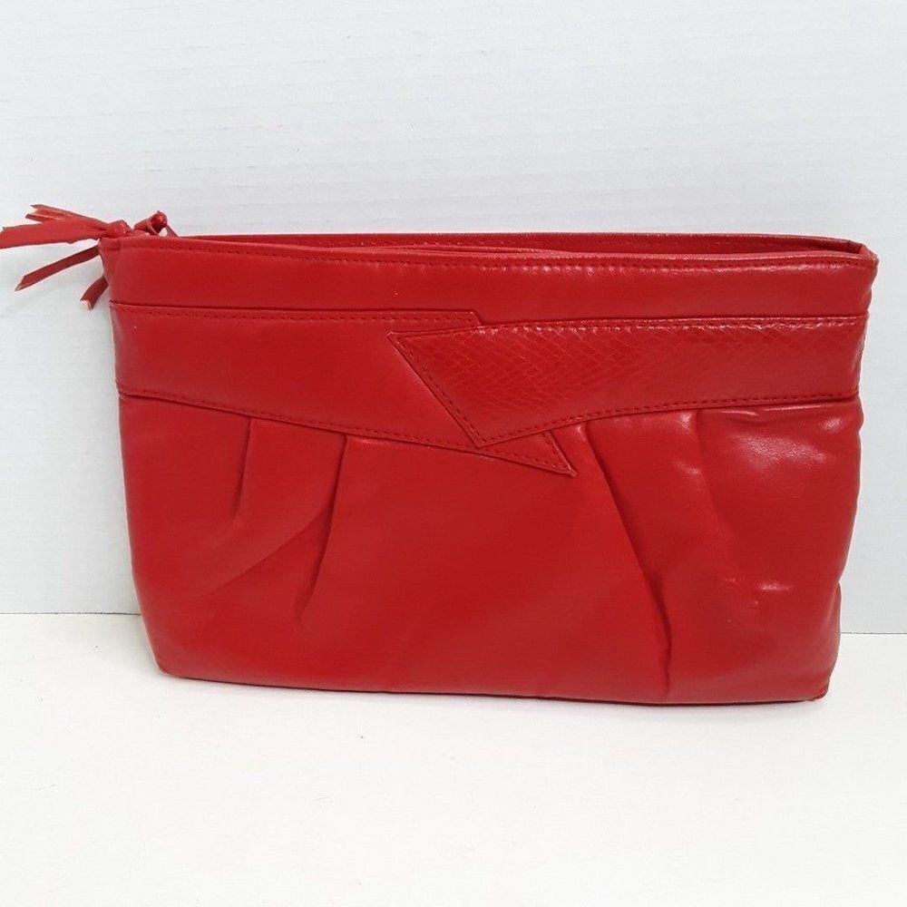 Vintage 80's Retro Medium Size Red Faux Leather Women's Clutch Bag